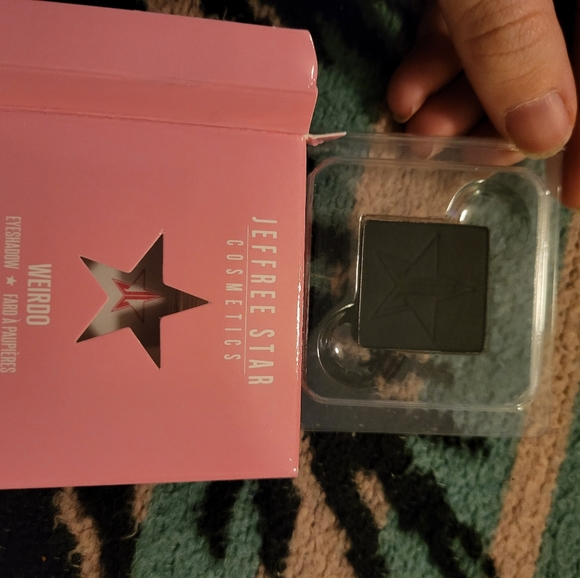 Jeffree star single shades and jacket size small - Picture 1 of 8